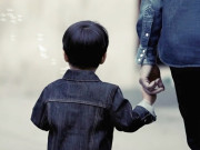 Tin tức - Biết cha đã có vợ, mẹ đành ôm con bỏ đi, 50 năm sau là cuộc hội ngộ không ngờ của hai người phụ nữ 