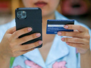 Tin tức - Trường hợp nào bị phong tỏa tài khoản ngân hàng từ ngày 1/1/2026?