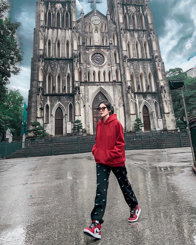 Đừng quên check-in tại Nhà thờ lớn