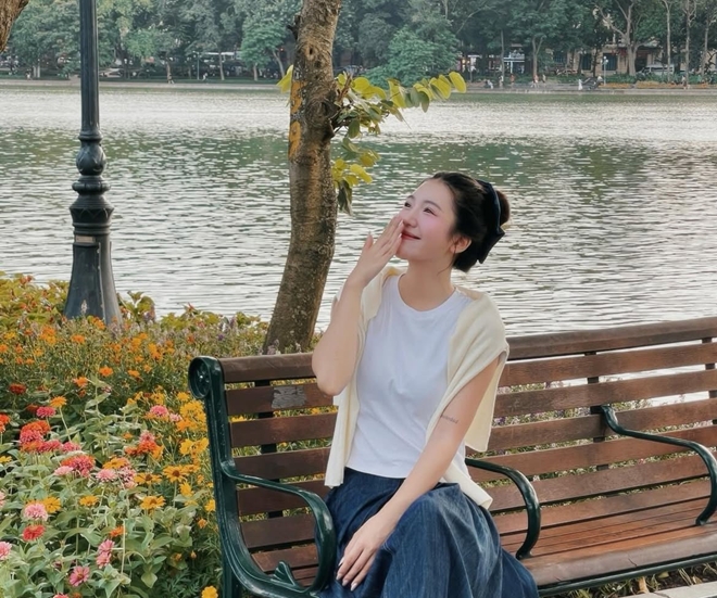 Hồ Gươm Mùa Nào Cũng Đẹp