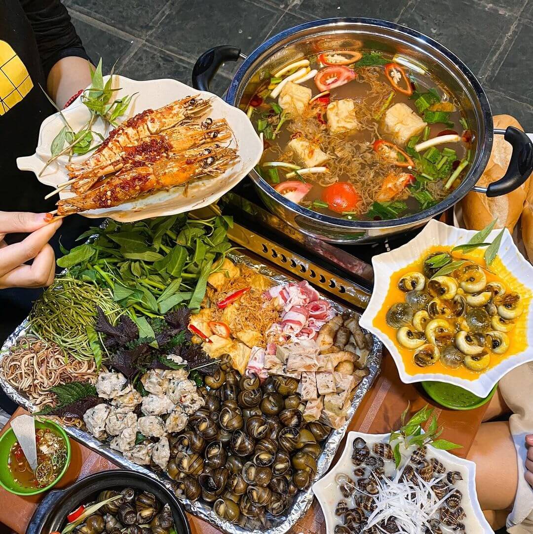 Menu lẩu ốc siêu hấp dẫn