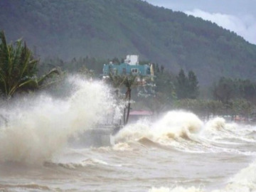 Bão số 15 có khả năng mạnh cấp 12, giật cấp 15, quần thảo trên Biển Đông