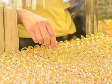 Giá vàng trong nước cao hơn thế giới 20 triệu đồng/lượng