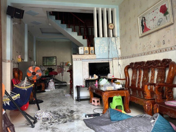 Cháy nhà lúc rạng sáng ở TPHCM, bé gái 8 tuổi tử vong