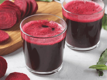 7 loại đồ uống màu đỏ giúp giảm cholesterol LDL tự nhiên và tăng cường sức khỏe tim mạch