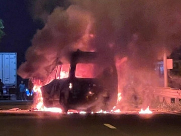 Nhận định ban đầu vụ xe cứu thương tông đuôi xe đầu kéo rồi bốc cháy làm 3 người chết