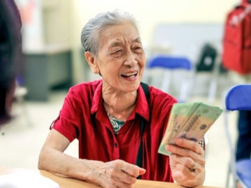 Người già hưởng trợ cấp hưu trí xã hội có thể được miễn viện phí từ 2030
