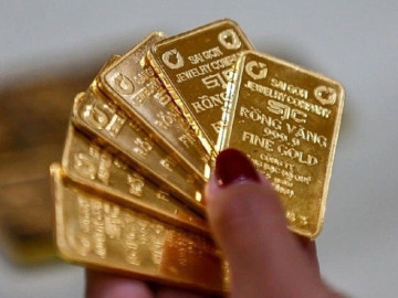 Giá vàng SJC tiếp tục lập kỷ lục mới