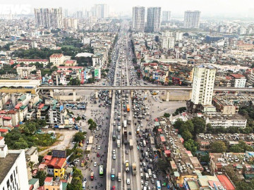 Đường Hà Nội kẹt cứng trong ngày làm việc cuối cùng của năm 2025