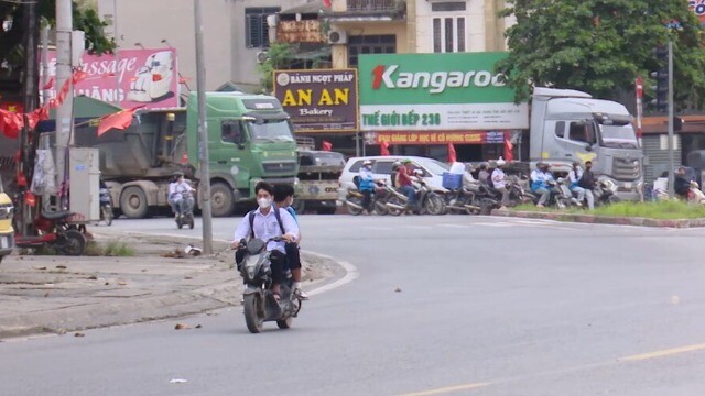 Mạnh tay xử lý để đẩy lùi vi phạm giao thông ở học sinh