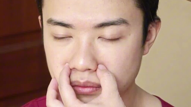 Hướng dẫn cách bấm huyệt nghinh hương giảm nghẹt mũi