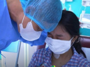 Clip Eva - Người bố hiến gan cứu con gái 20 tuổi dù bất đồng nhóm máu