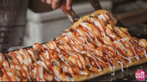 Roti John: Món ăn đường phố vàng giòn khiến ai cũng mê ngay từ miếng đầu tiên
