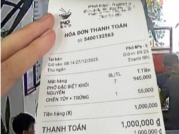 CLIP 7 người đàn ông "quên" thanh toán 7 tô phở đặc biệt ở TPHCM