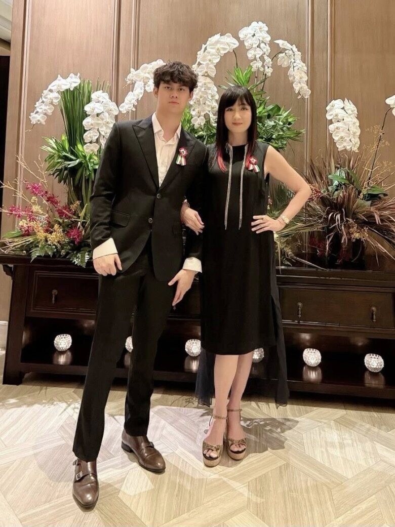 Đời tư trùng hợp giữa 2 amp;#34;nữ hoàng ảnh lịchamp;#34; cùng tên Mai: Nhan sắc amp;#34;vượt thời gianamp;#34;, con cái thành tài tại Mỹ - 8