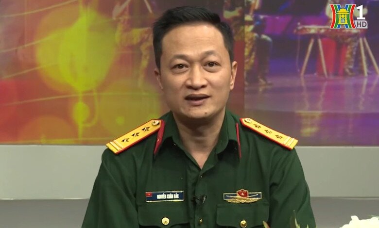 Hình ảnh nam NSND khi tham gia một chương trình truyền hình.