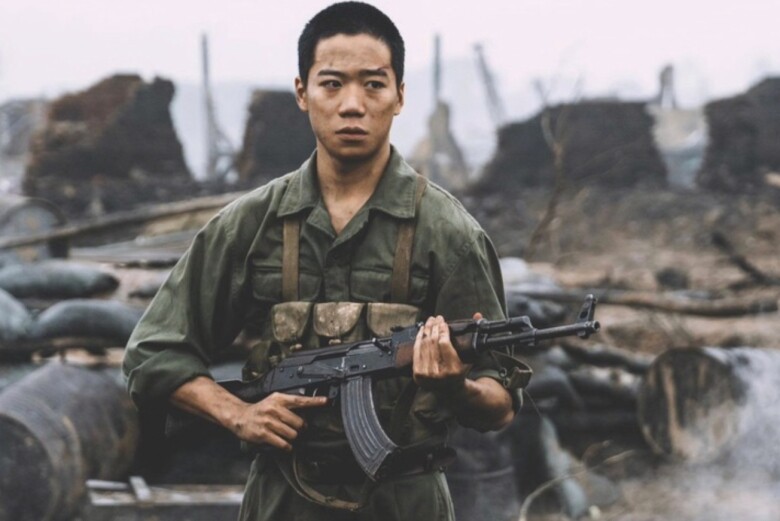 Gia Huy đóng vai chiến sĩ trẻ tuổi Tấn trong Tiểu đội 1.