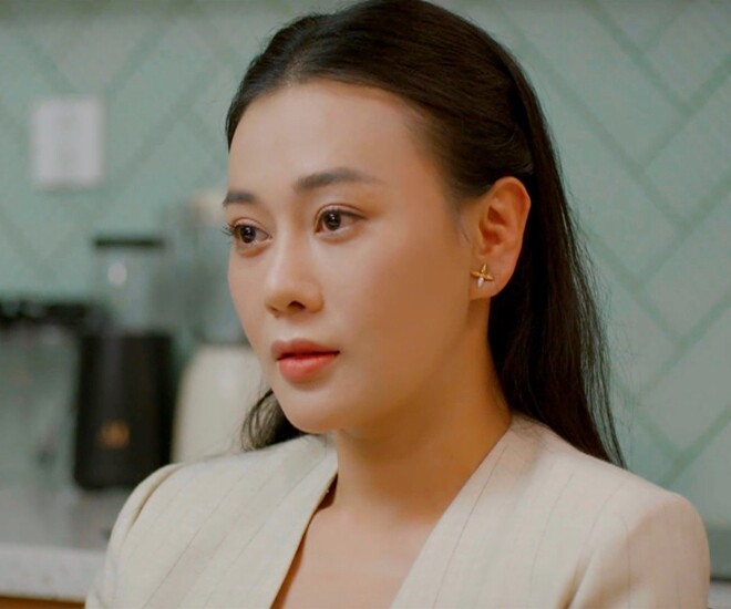 Không còn giữ vẻ mặt hiền hòa, Mỹ Anh bộc lộ toàn bộ sự sắc bén khi đối đầu tiểu tam.