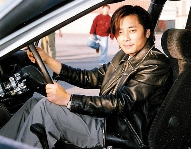 Vương Kiệt từng là ngôi sao sáng trong giới âm nhạc xứ Trung.