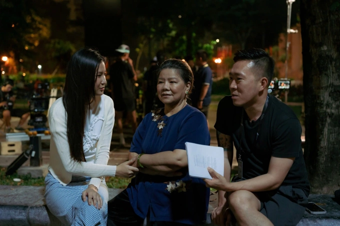 Đạo diễn Hoàng Nam dành nhiều lời khen ngợi diễn xuất của NSND Thanh Hoa.