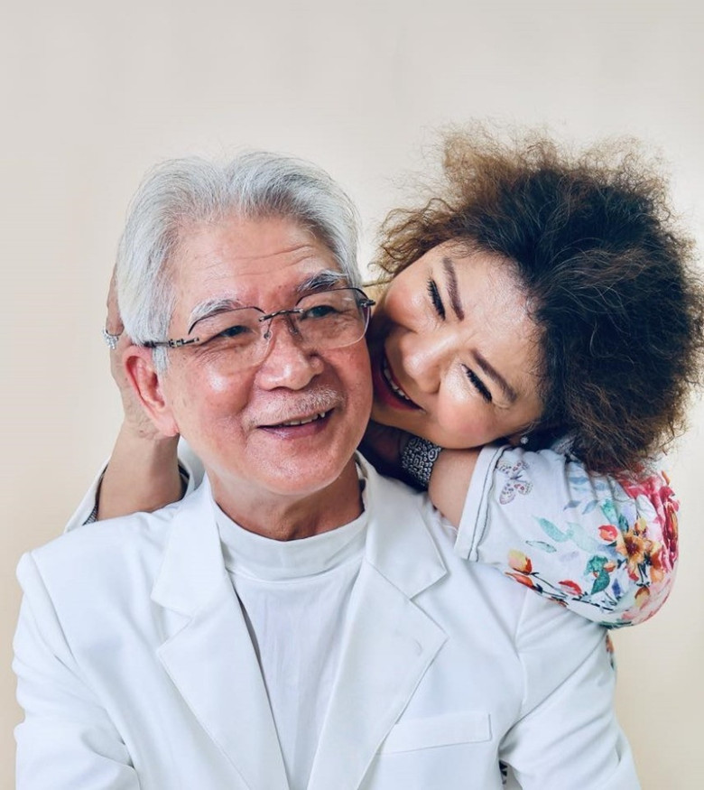 Nữ nghệ sĩ có cuộc sống bình yên bên ông xã kém tuổi.