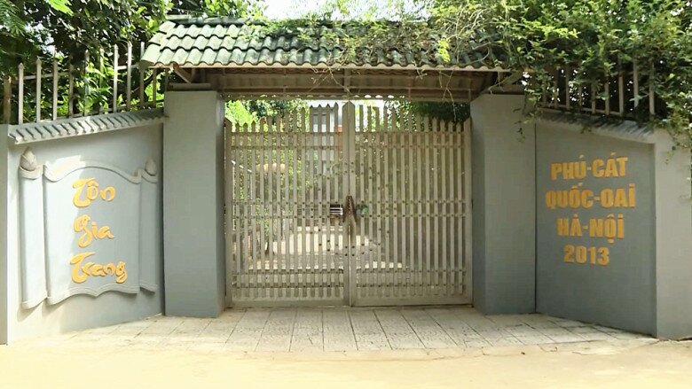 amp;#34;Mẹ chồngamp;#34; Thanh Hương 60 năm đứng trên sân khấu, là chủ tịch quyền uy, sống an nhiên bên chồng và 10 người cháu - 9