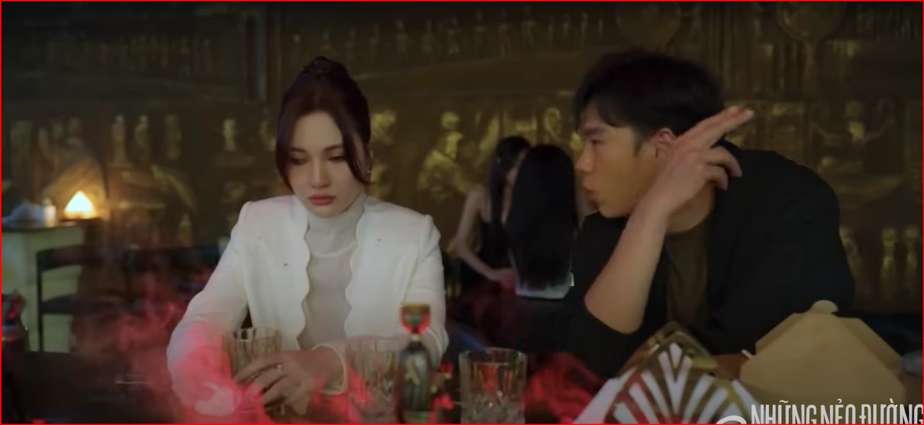 Minh Hoàng đảm nhận vai diễn trong Những Nẻo Đường Gần Xa.