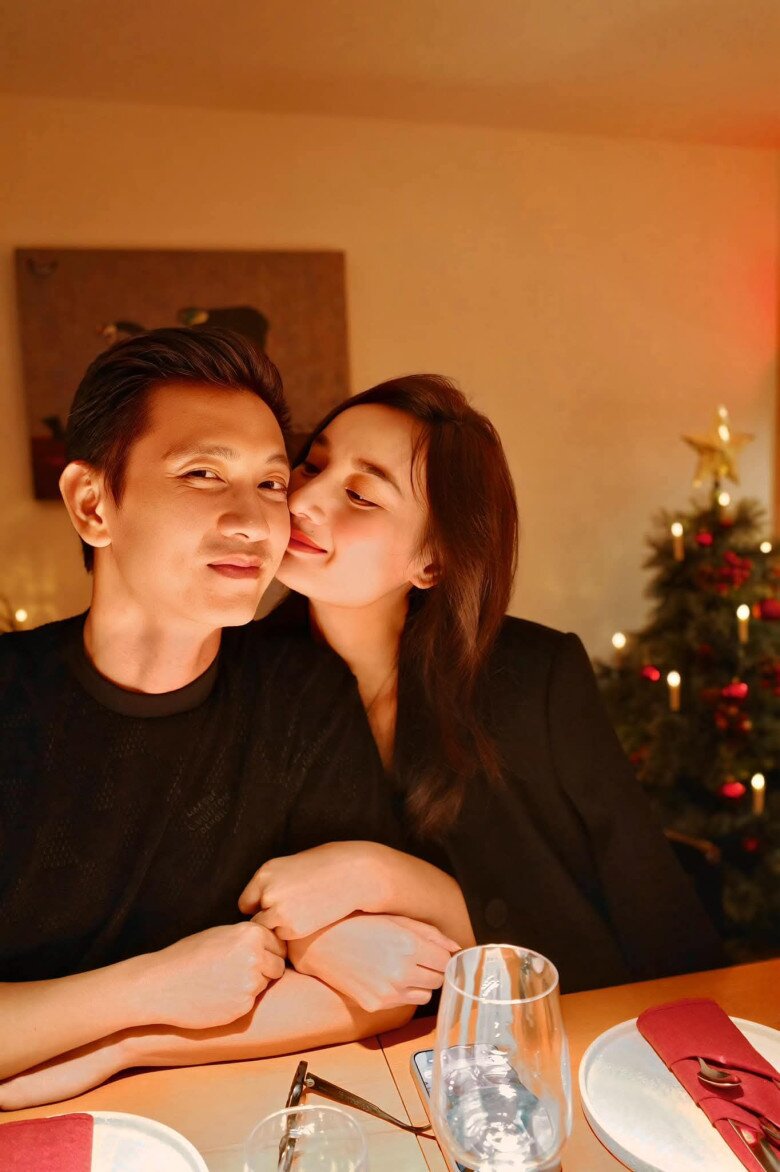 Lê Thúy có cuộc sống hạnh phúc với ông xã, song gặp khó khăn trong chuyện tìm con.