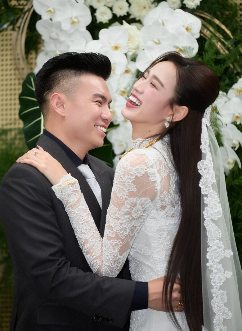 Nam doanh nhân được khen ngợi vì luôn để ý, quan tâm bà xã.