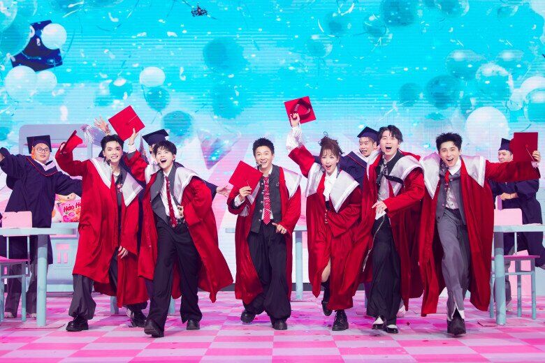 Đội Ngô Kiến Huy dẫn đầu sau phần thi nhóm.