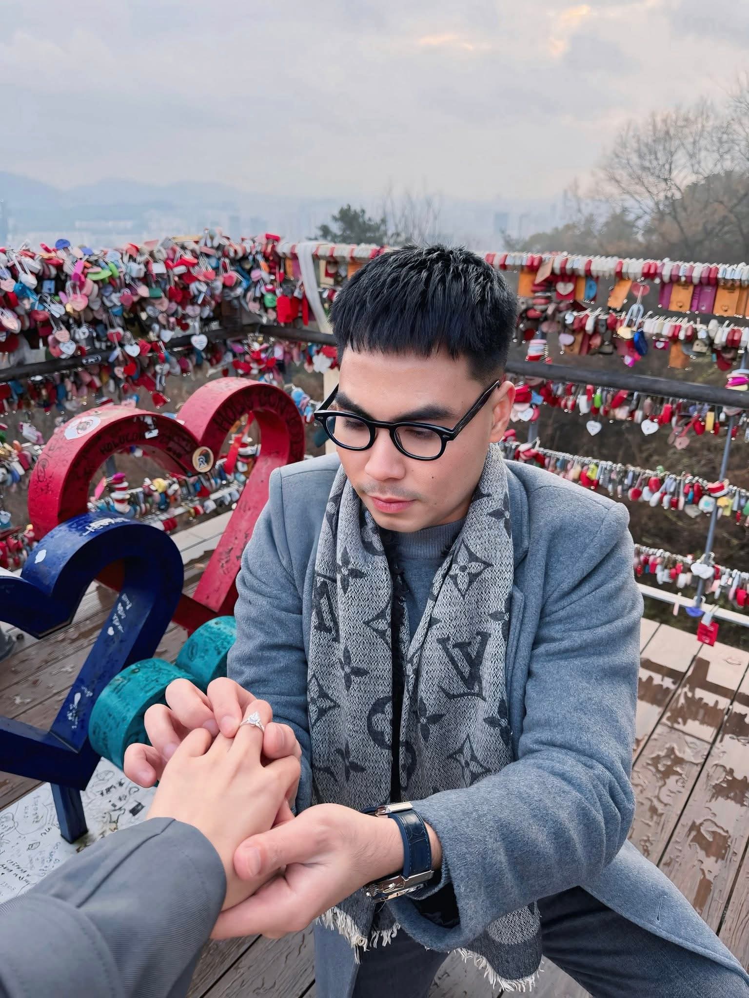 Nữ MC tự nhận mình đang còn “con gái phơi phới” nhưng đã được cầu hôn.