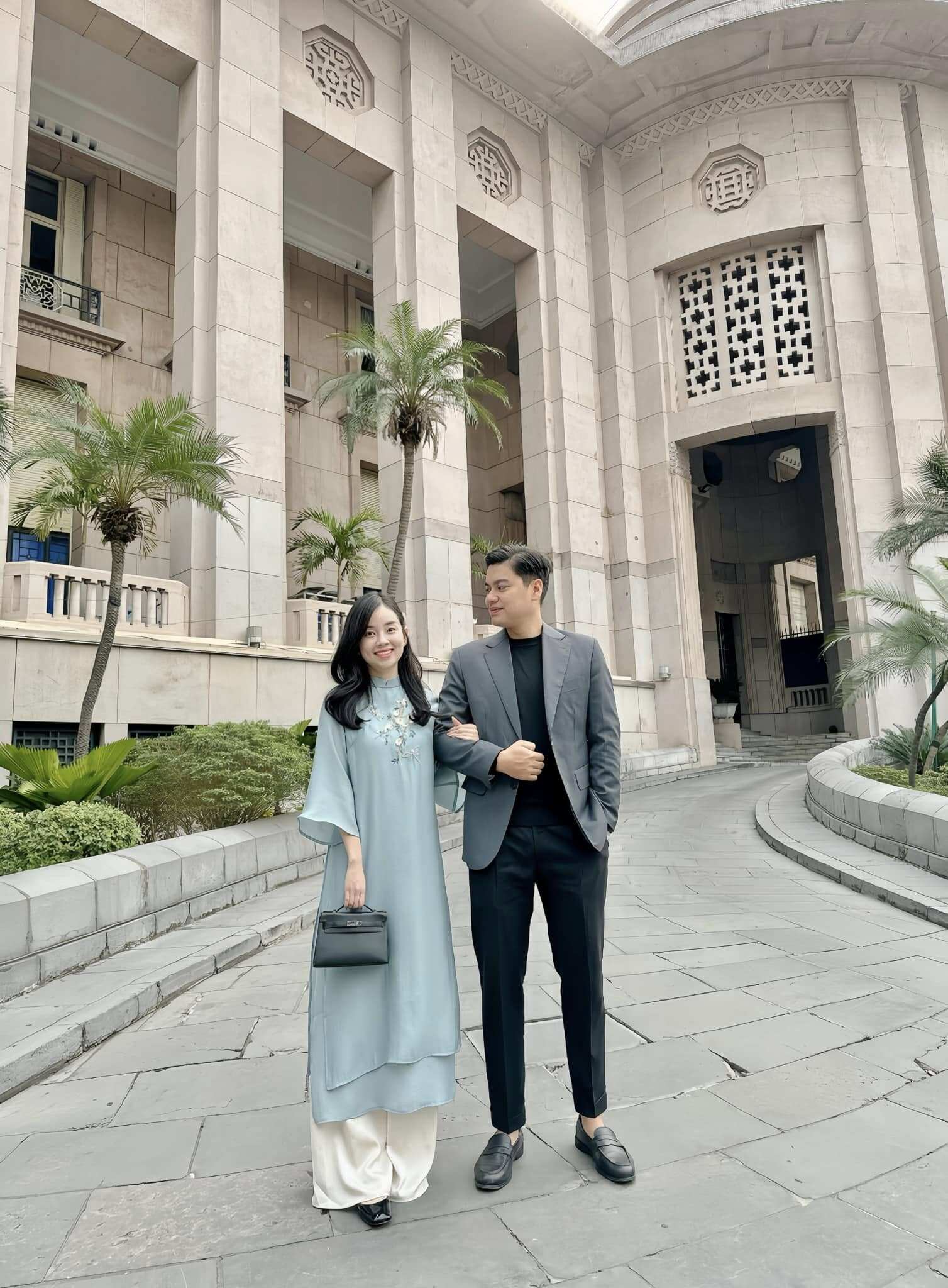 Nữ diễn viên lên xe hoa với chồng làm trong ngành công an sau nhiều năm làm mẹ đơn thân.