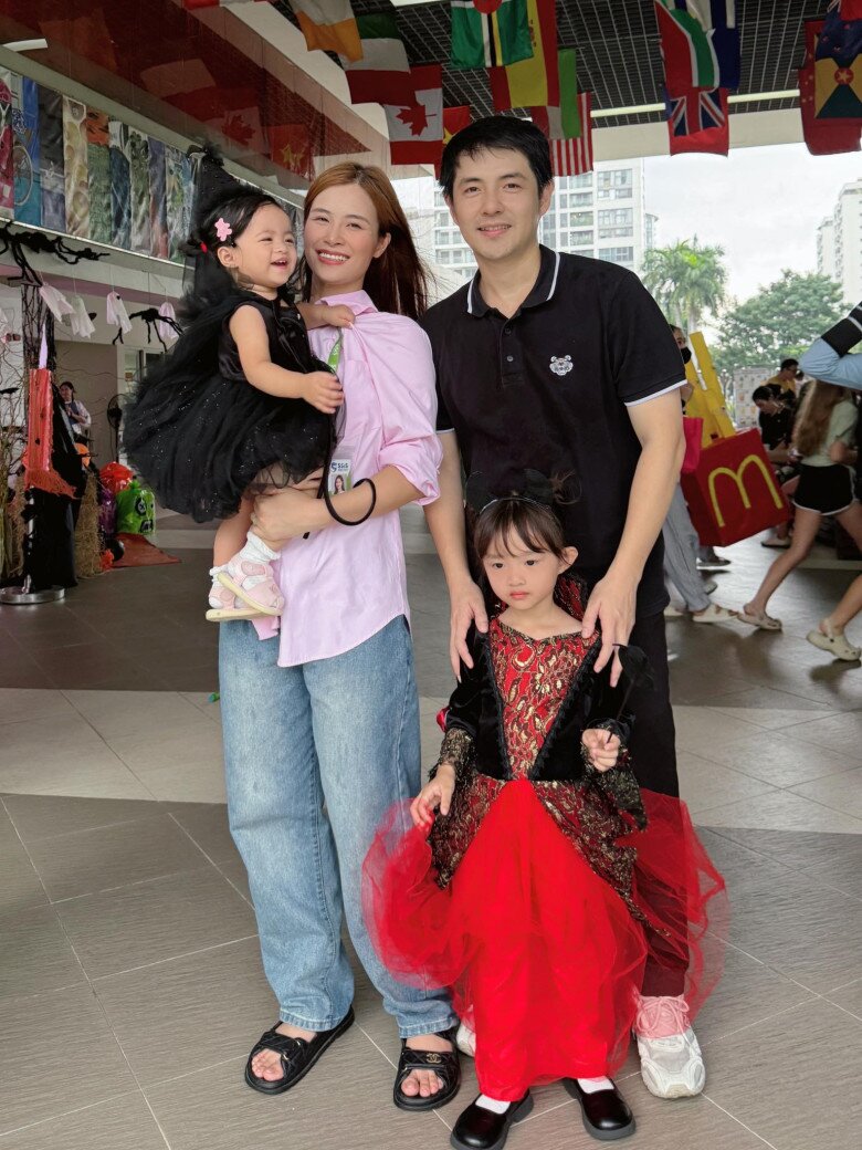 Ông Cao Thắng yêu thương và cưng chiều vợ con hết mực.