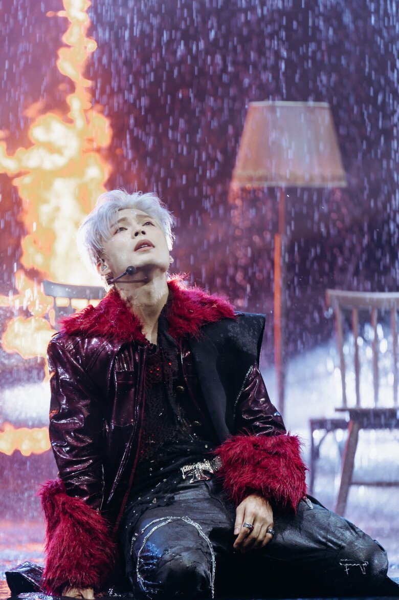 Jey B mang đến thông điệp ý nghĩa về tình yêu.