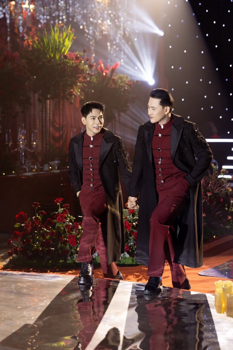 Mới đây, Thanh Đoàn và Hà Trí Quang đã tổ chức lễ hấp hôn đầy hoành tráng.