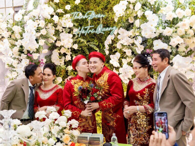 Chuyện tình cảm của Thanh Đoàn và Hà Trí Quang được gia đình, người thân lẫn bạn bè, khán giả ủng hộ.