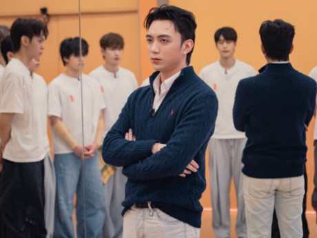 "Tân binh toàn năng" tập 9: Soobin bật khóc khi học trò đối diện với thử thách lớn từ nhóm nhạc Thái Lan