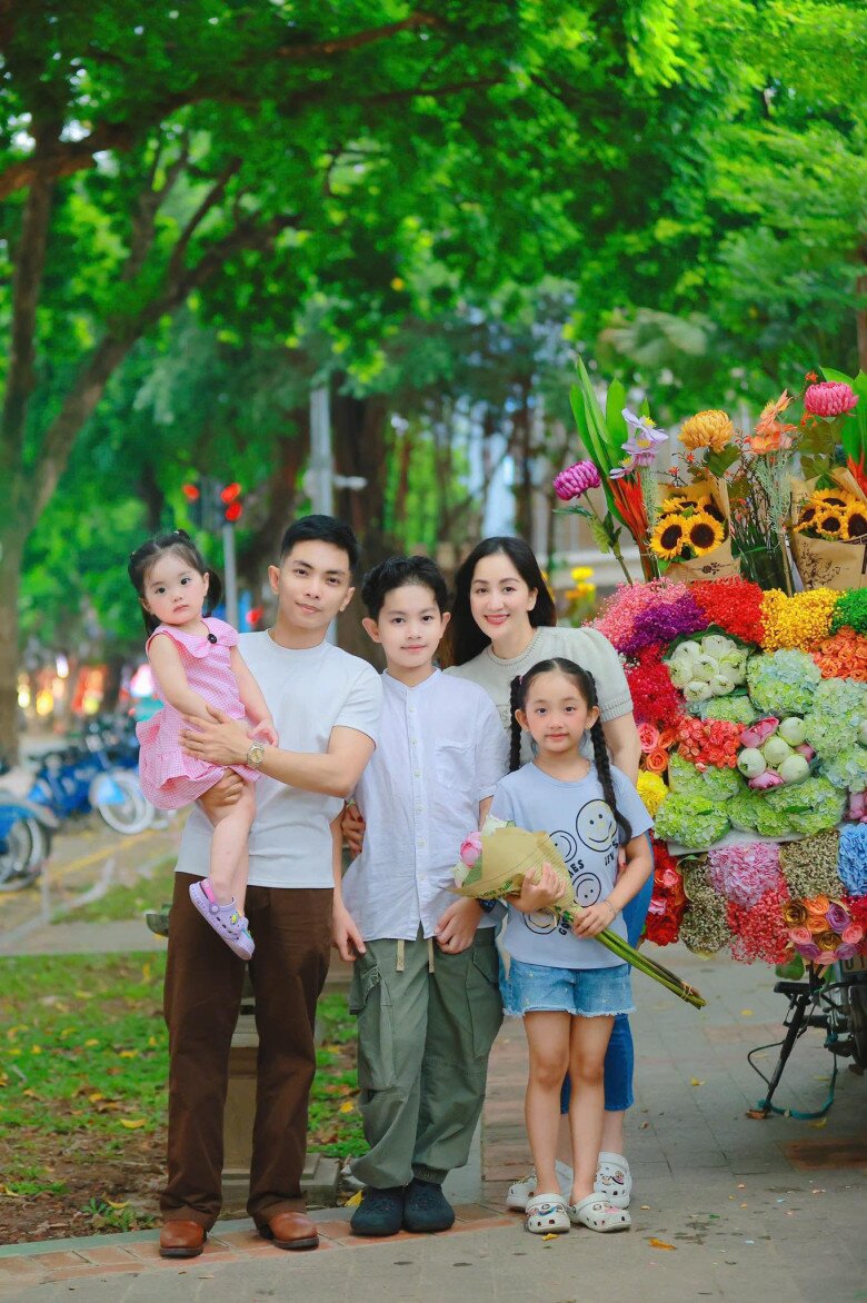 Cặp đôi có 3 con “đủ nếp đủ tẻ”, được tiếp xúc với dancesport từ sớm.