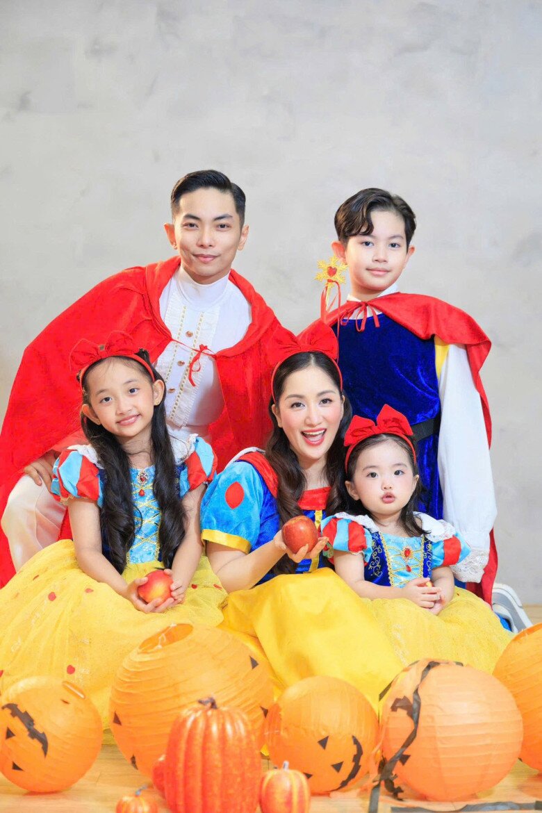 Gia đình hạnh phúc của bộ đôi “kiện tướng dancesport” Khánh Thi và Phan Hiển.