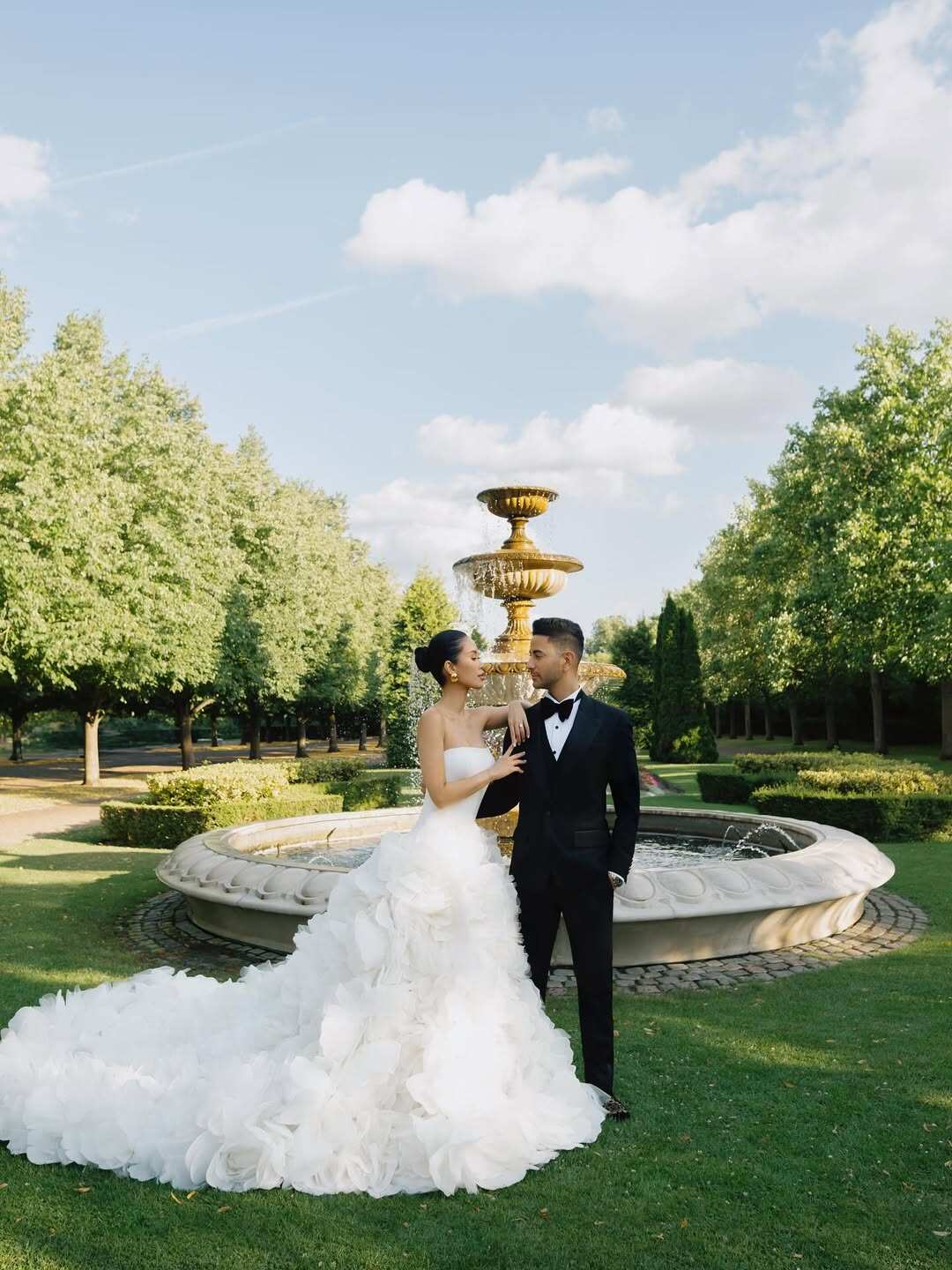 Sự nghiệp thành công của Justin Cohen khiến dân tình ngưỡng mộ.