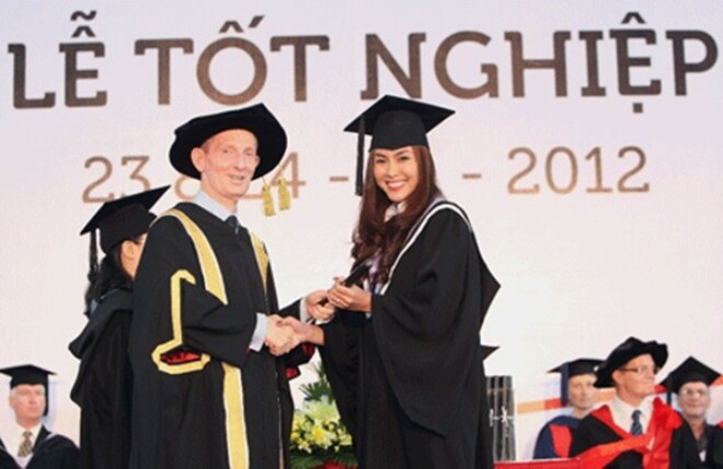 Tăng Thanh Hà từng học bổ túc vì bận rộn công việc.