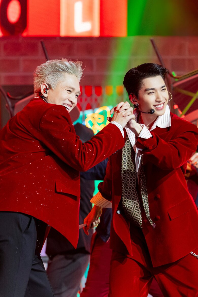 Đội B Ray có màn hoán đổi vai trò khiến dân tình thích thú.