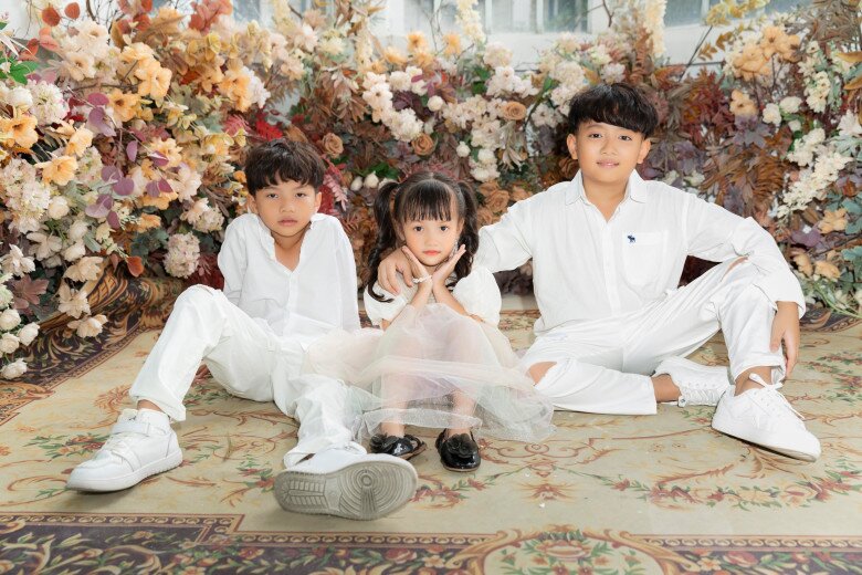 Cặp đôi có với nhau 3 người con “đủ nếp đủ tẻ”.