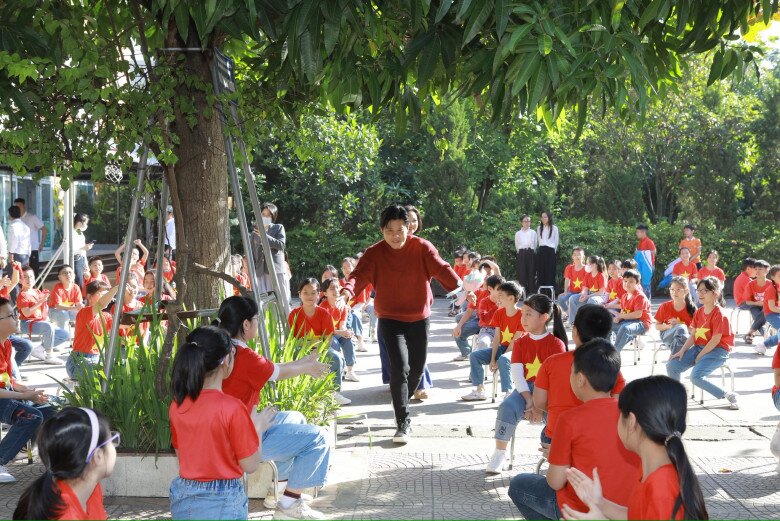 Nhiều khán giả bày tỏ sự bất ngờ trước quyết định đi thi đại học của Nguyễn Văn Chung.