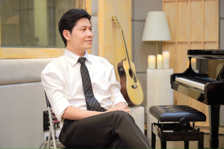 Nguyễn Văn Chung là một trong những nhạc sĩ sở hữu nhiều bản hit của làng nhạc Việt.