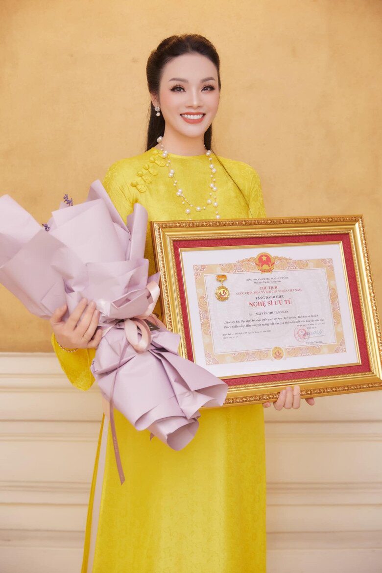 Nữ nghệ sĩ mong muốn hướng đến danh hiệu Nhà giáo nhân dân.