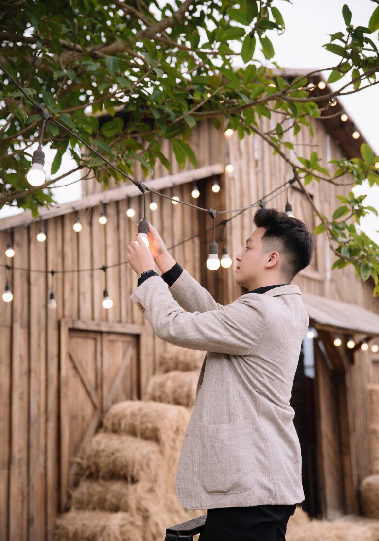 Góc nghiêng được nhận xét tuyệt đối điện ảnh của con trai NSƯT Phú Đôn.