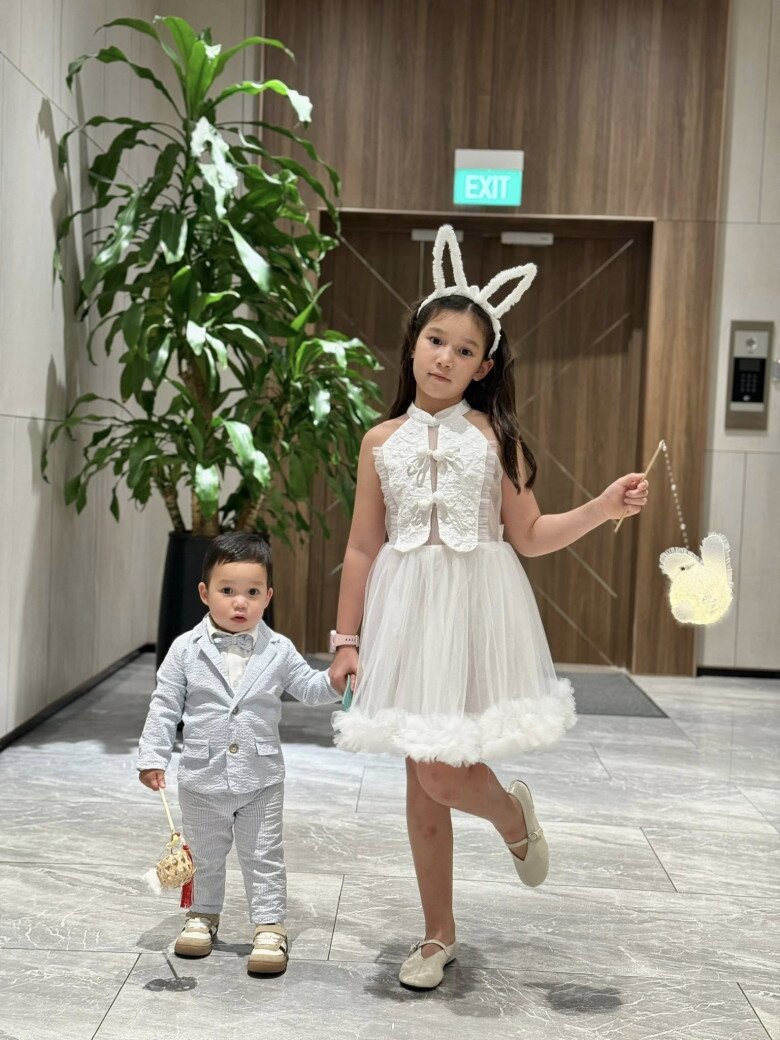 Siêu mẫu Hà Anh chú trọng rèn luyện tính cách, đạo đức cho các con.