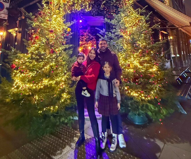 Hà Anh và chồng Tây đưa 2 con về quê nội tận hưởng không khí Giáng sinh, năm mới.