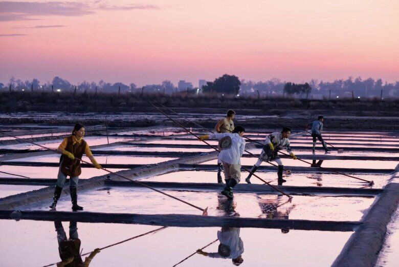 TV Show nổi bật trong năm 2025: amp;#34;Vũ trụamp;#34; Say Hi khẳng định vị thế, Running Man tái xuất và sự amp;#34;chữa lànhamp;#34; của Gia đình HaHa - 12